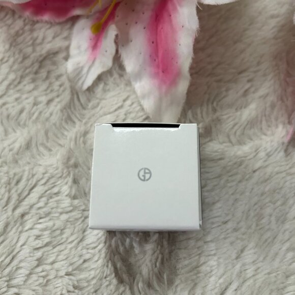 Giorgio Armani - Crema Nera, Supreme Reviving Light Cream - Picture 4 of 8